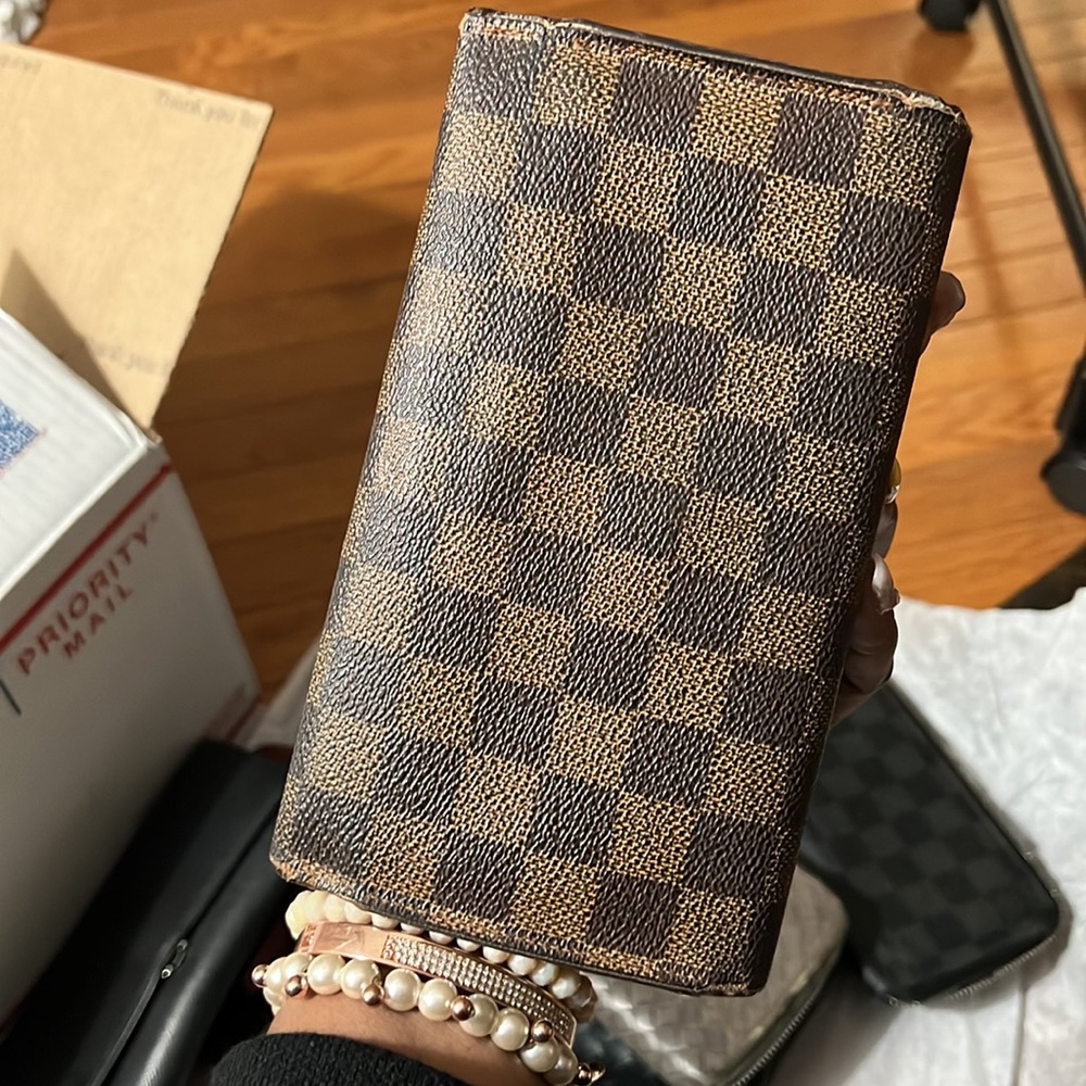 Project Authentic LV wallet - Picture 12 of 14